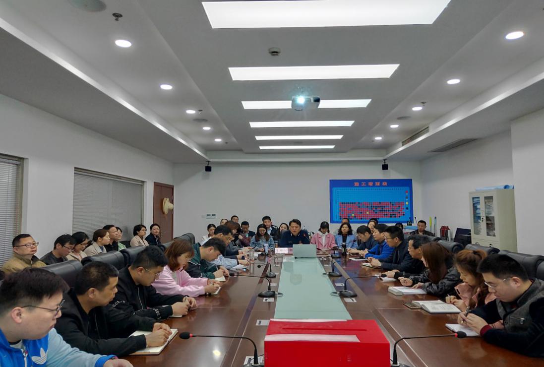 屯溪區國投集團選舉產生第一屆職工代表