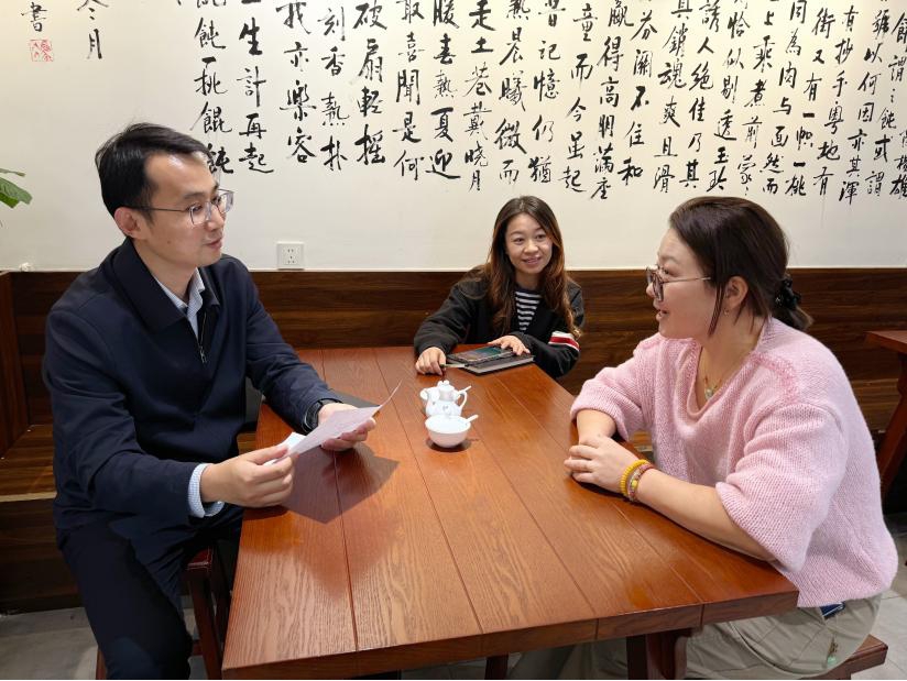 誠信賦能強根基 協同提質譜新篇 區政府領導走訪首批“真不二價”誠信經營單位